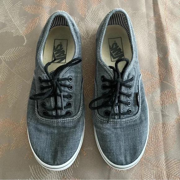 Vans Low Top Gray Sneakers Size 7 1/2 - Picture 1 of 6